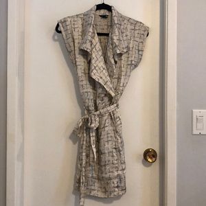 Club Monaco Wrap Dress - pattern size 2 - silk